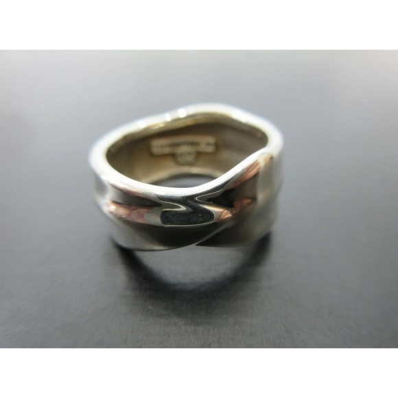 Tiffany & Co. Jewelry - ‼️FINAL PRICE⬇️❄️☃️RARE💯Auth Tiffany & Co Ring